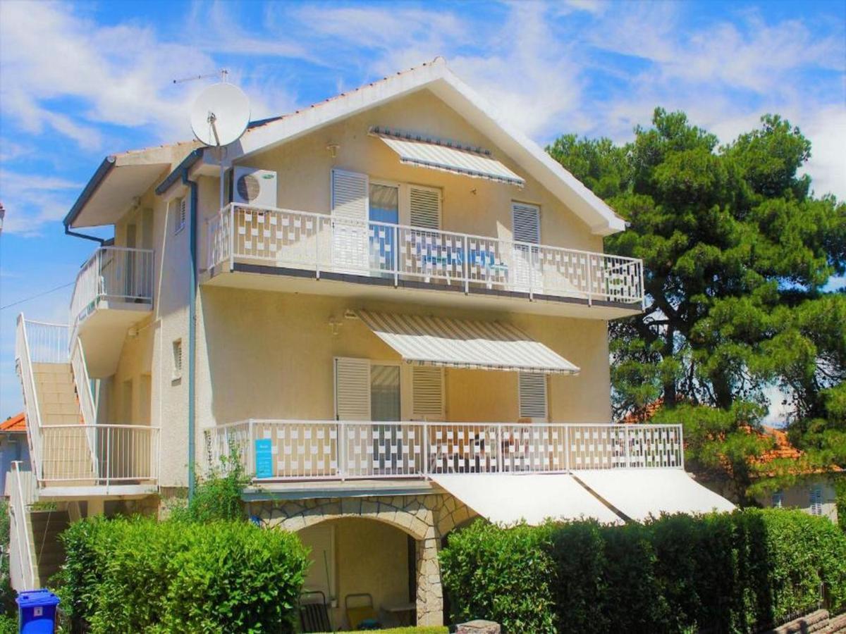 Apartmani Lucia Biograd Biograd Na Moru Extérieur photo