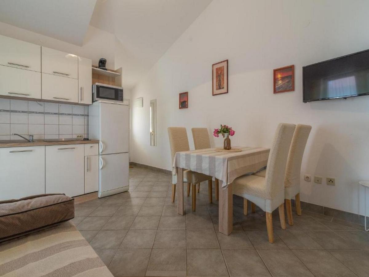 Apartmani Lucia Biograd Biograd Na Moru Extérieur photo