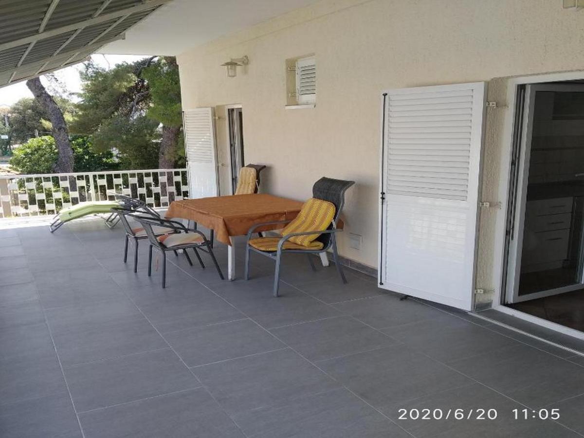 Apartmani Lucia Biograd Biograd Na Moru Chambre photo